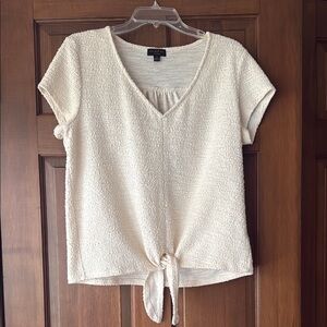 Current Air Women's Cream Textured Tie-Front Top